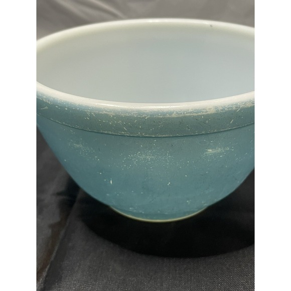 VTG PYREX Blue Mixing Bowl‎ 1945-1949 1.5 Pint No # on Bottom - Picture 4 of 12